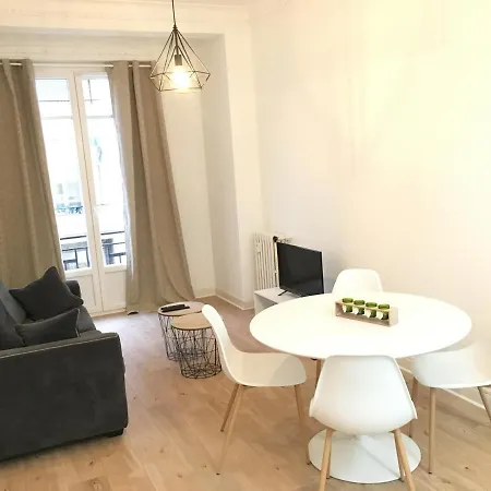 Appartement Hyper Centre Nice Lägenhet